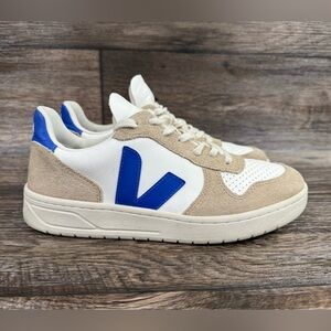 VEJA Men V-10 Extra White/Paros/Sahara Sz 8